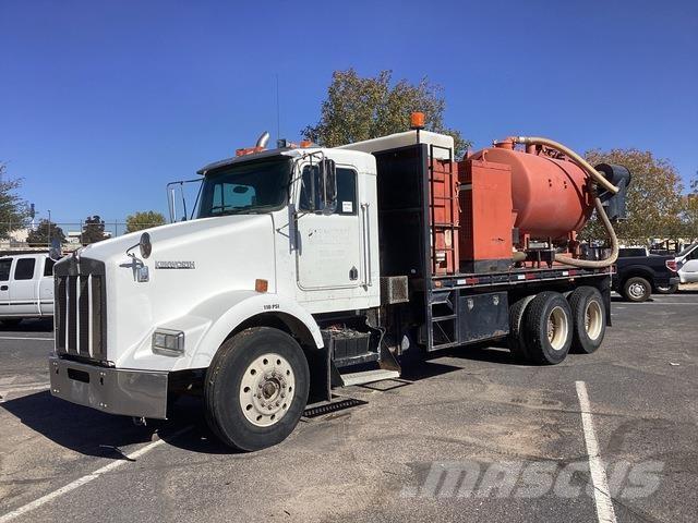 Kenworth T800 Bandgrävare