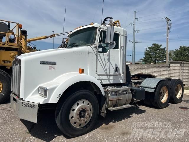Kenworth T800B Dragbilar
