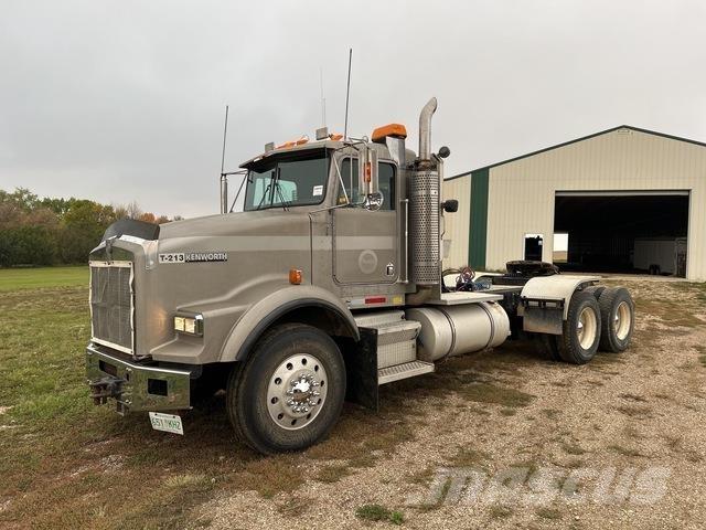 Kenworth T800B Bärgningsbilar