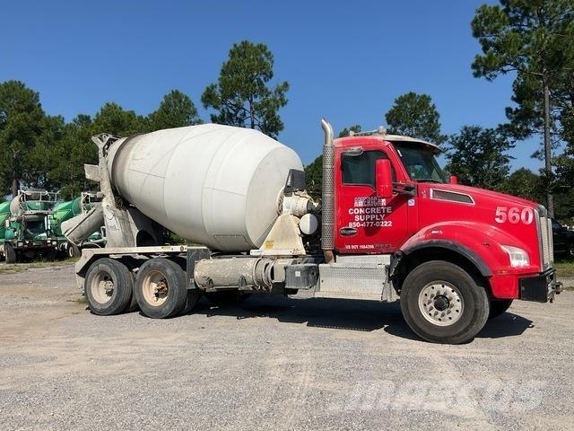 Kenworth T880 Övriga bilar
