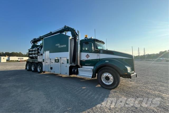 Kenworth T880 Bandgrävare