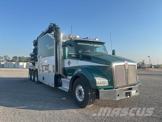 Kenworth T880 Bandgrävare