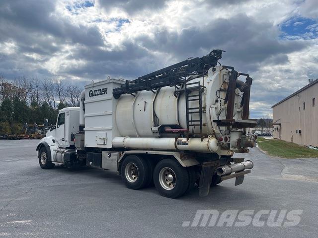 Kenworth T880 Bandgrävare