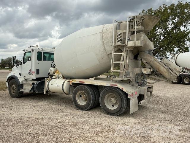 Kenworth T880 Övriga bilar