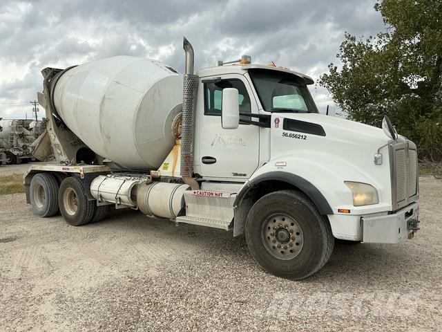 Kenworth T880 Övriga bilar