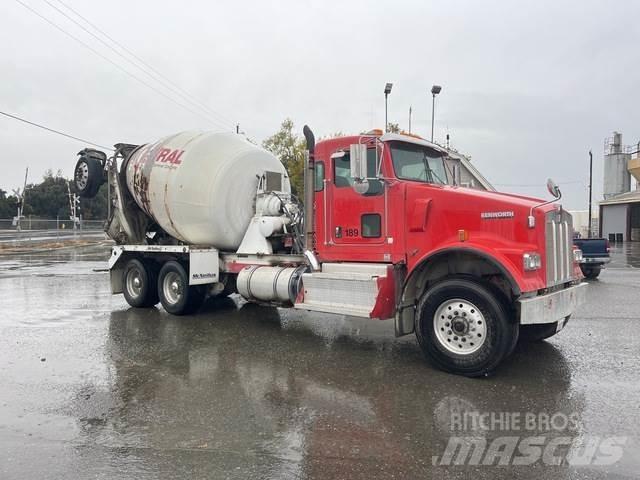 Kenworth W900B Övriga bilar