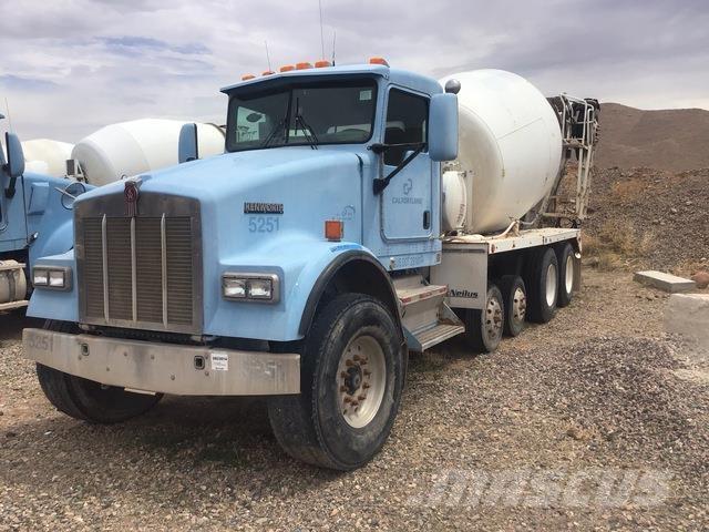 Kenworth W900B Övriga bilar