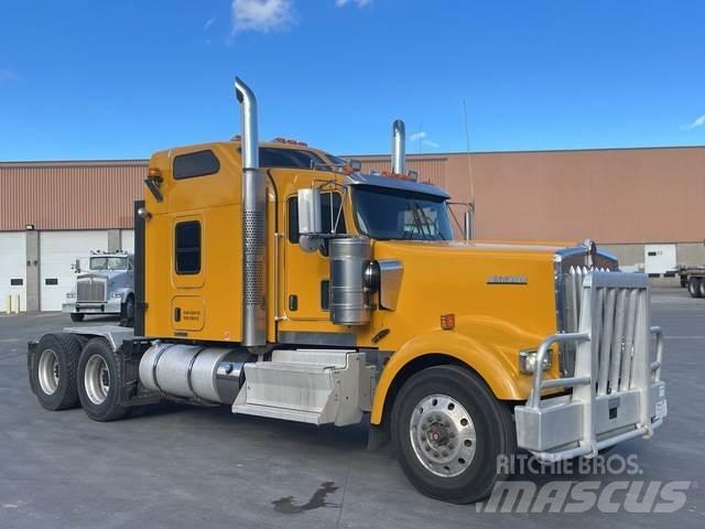 Kenworth W900L Dragbilar