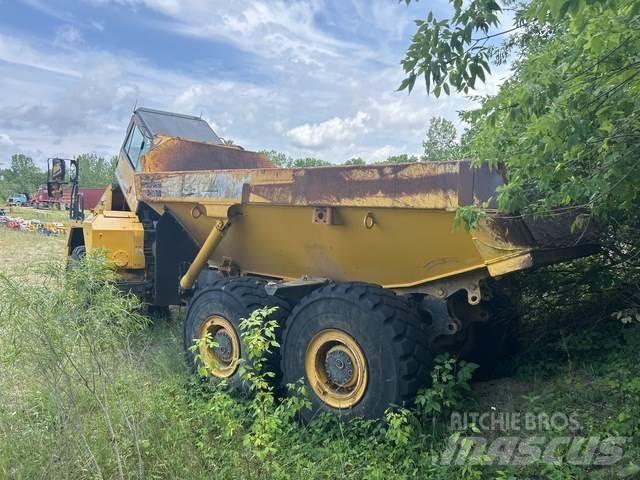 Komatsu  Midjestyrd dumper
