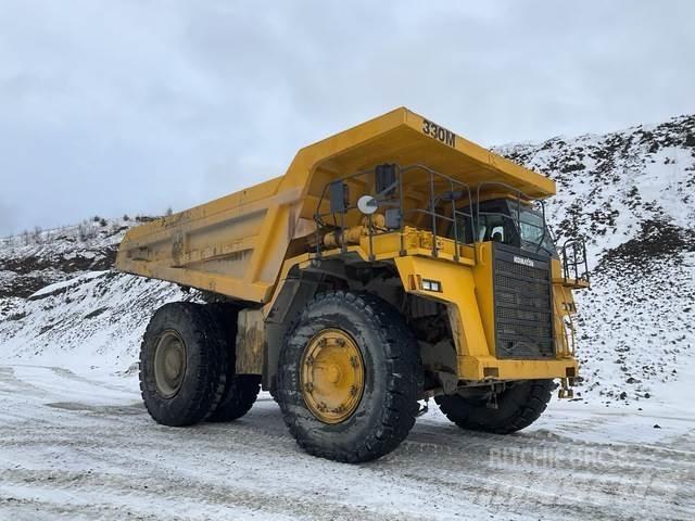 Komatsu 330M Midjestyrd dumper