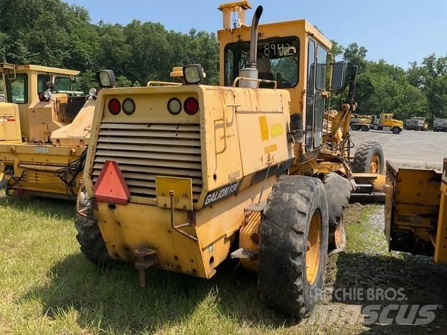 Komatsu 830B Väghyvlar