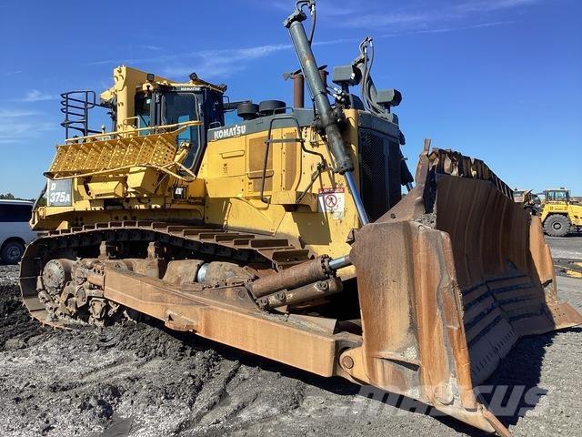 Komatsu D375A Bandschaktare