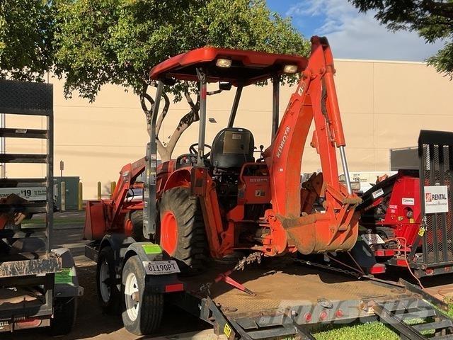 Kubota B26TLB Grävlastare