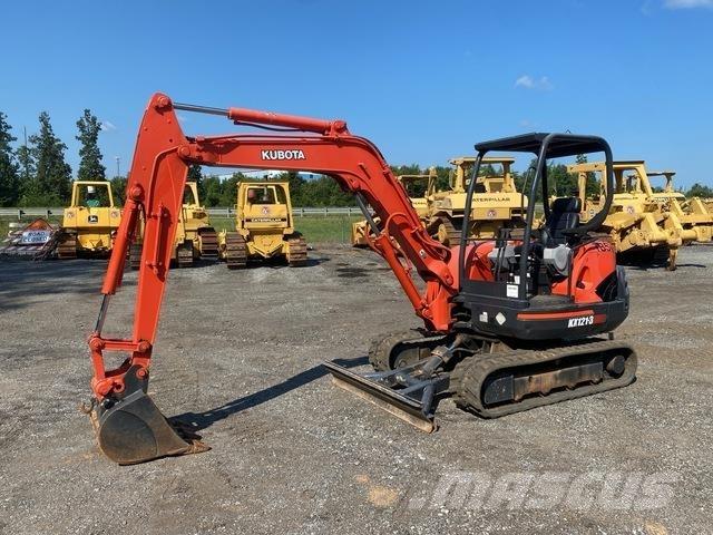 Kubota KX121-3 Bandgrävare