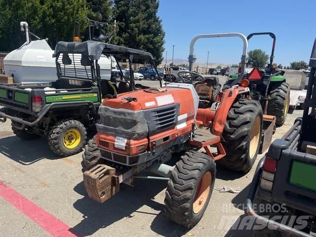 Kubota L3010D Kompakttraktorer