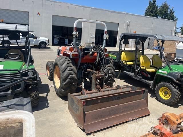Kubota L3010D Kompakttraktorer