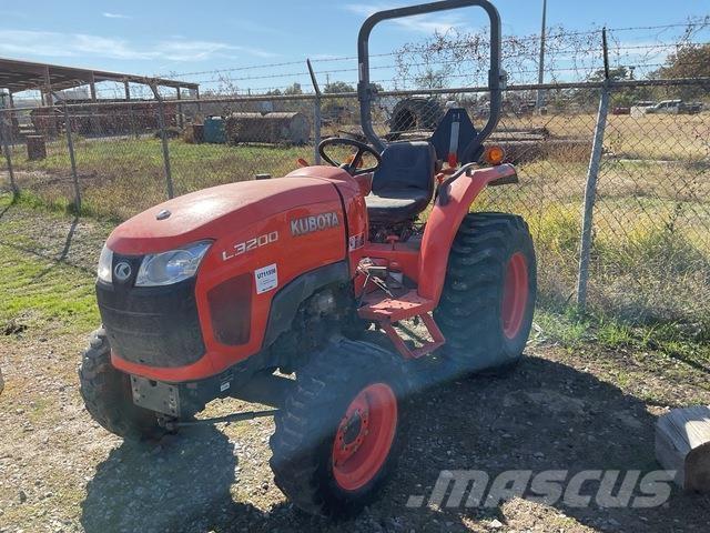 Kubota L3200DT Kompakttraktorer