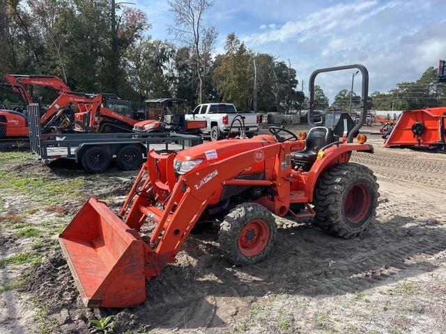 Kubota L3301DT Kompakttraktorer
