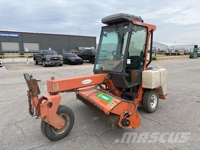 Lay-Mor 8HC Inomhus sopmaskiner