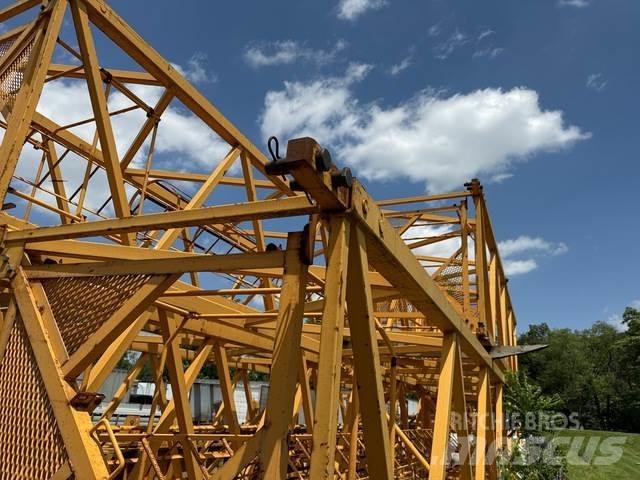 Liebherr 100LC Byggkranar