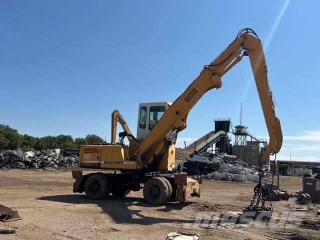 Liebherr A902 Avfalls / industri hantering