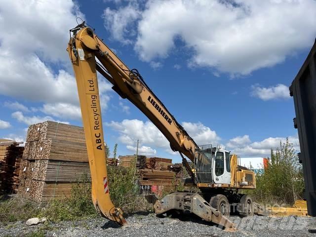 Liebherr A934C Avfalls / industri hantering