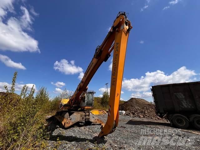 Liebherr A934C Avfalls / industri hantering