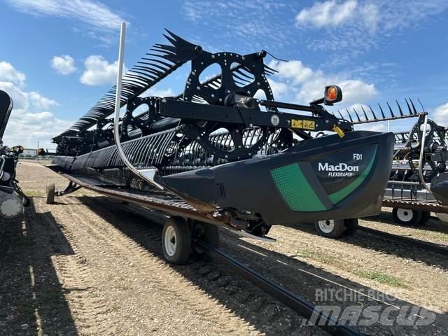 MacDon FD140 Skärbord