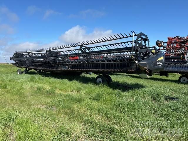 MacDon FD75-D Skärbord
