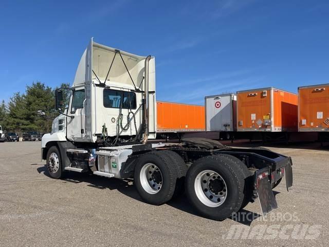 Mack Anthem Dragbilar