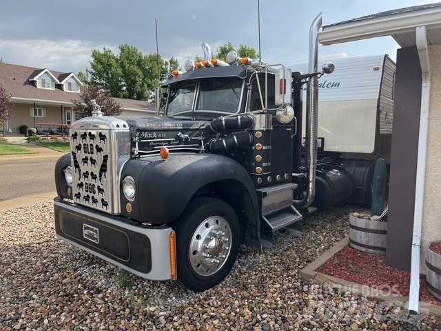 Mack B75 Dragbilar