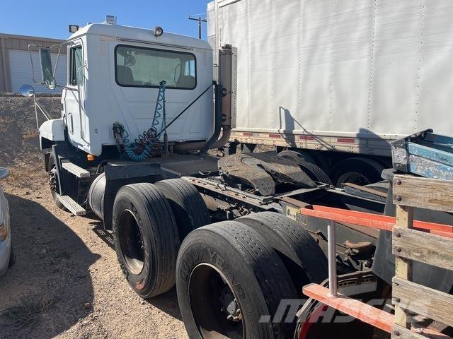 Mack CH613 Dragbilar