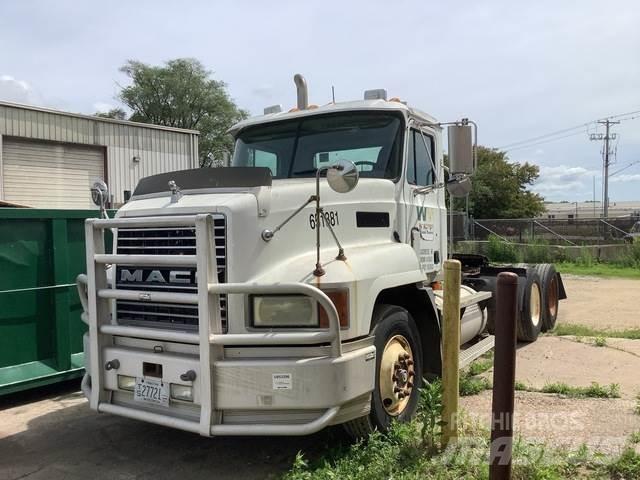 Mack CH613 Dragbilar