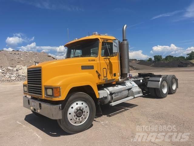 Mack CH613 Dragbilar