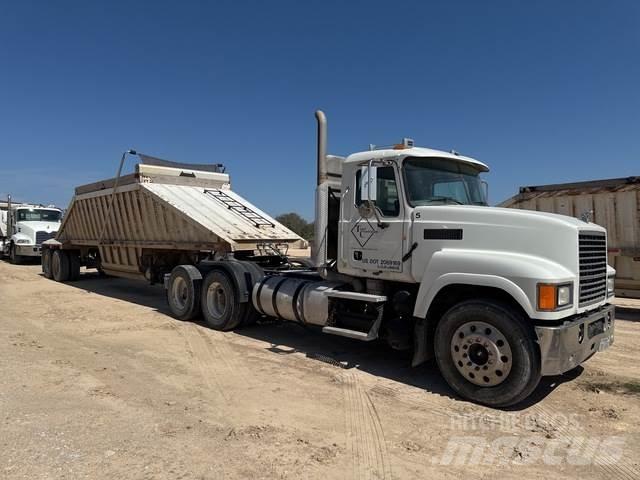 Mack CHU600 Dragbilar