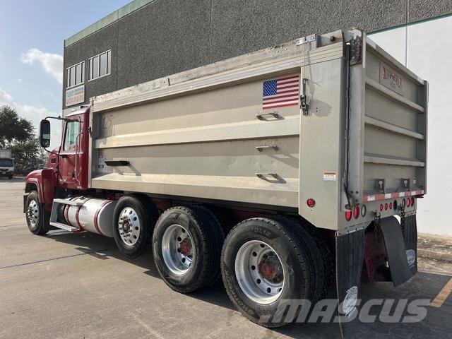 Mack CHU613 Tippbilar