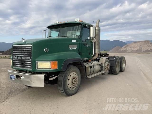 Mack CL733 Dragbilar