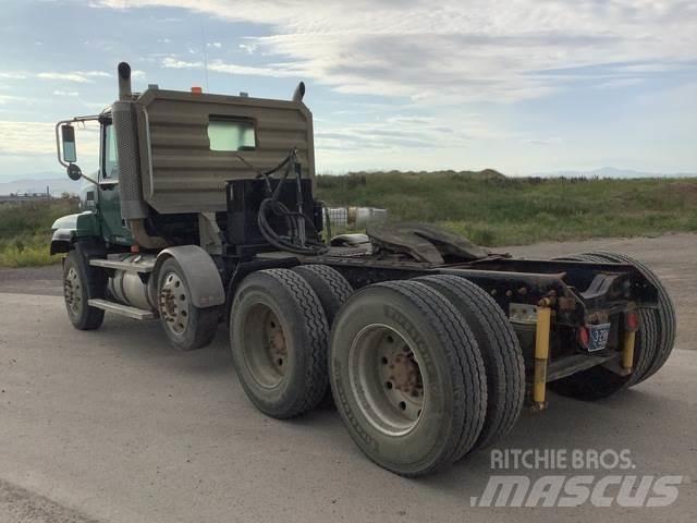 Mack CL733 Dragbilar