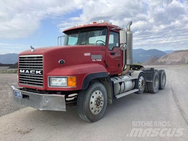 Mack CL733 Dragbilar