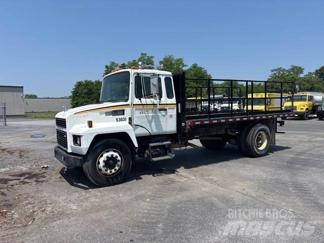 Mack CS300P Flakbilar