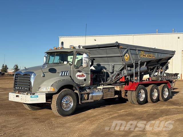 Mack CT713 Betongmaskiner
