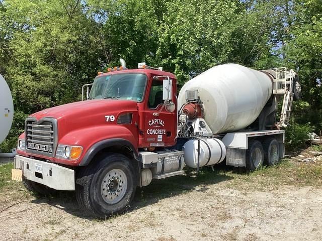 Mack CV513 Övriga bilar