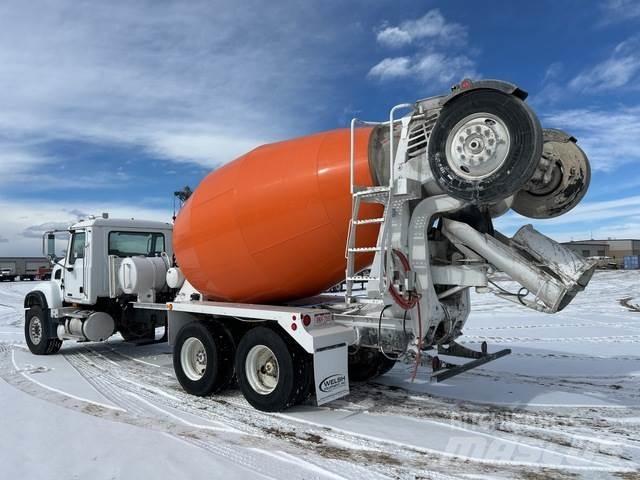 Mack CV513 Övriga bilar
