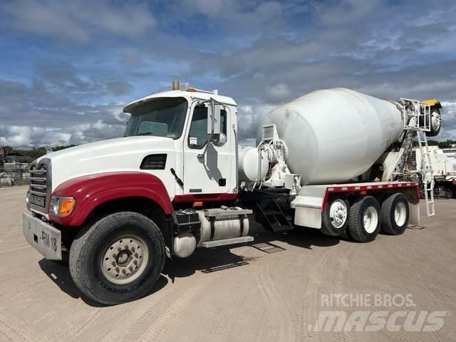 Mack CV513 Övriga bilar
