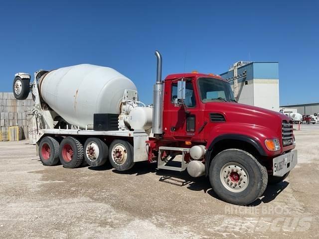 Mack CV513 Övriga bilar