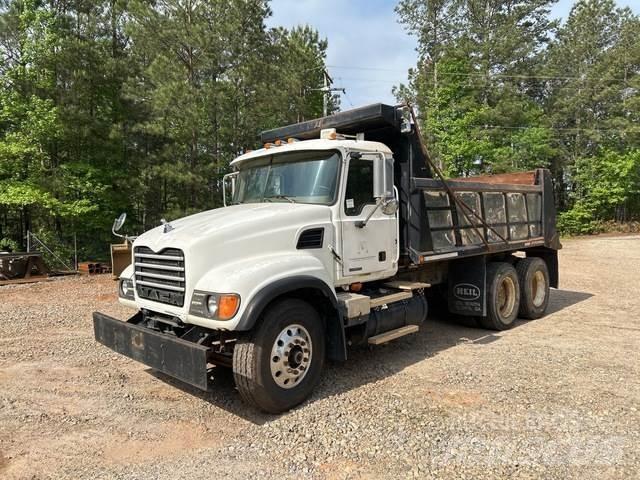 Mack CV700 Tippbilar