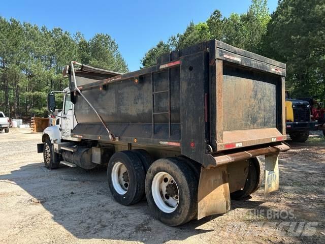 Mack CV700 Tippbilar