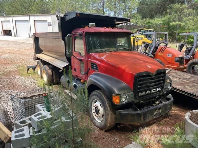 Mack CV700 Tippbilar