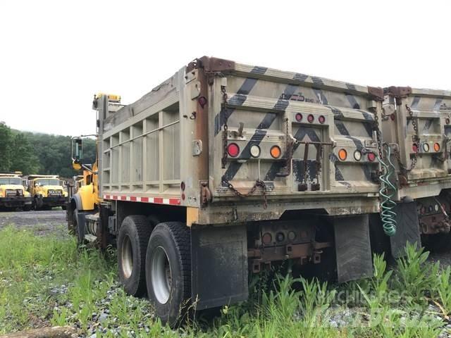 Mack CV700 Tippbilar