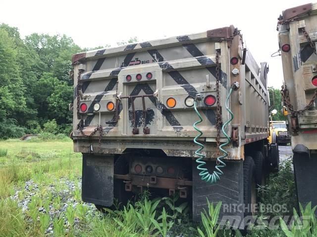 Mack CV700 Tippbilar